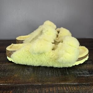 Birkenstock Arizona Shearling Womens 8 EU 39 Narrow Sandals Yellow Brown
